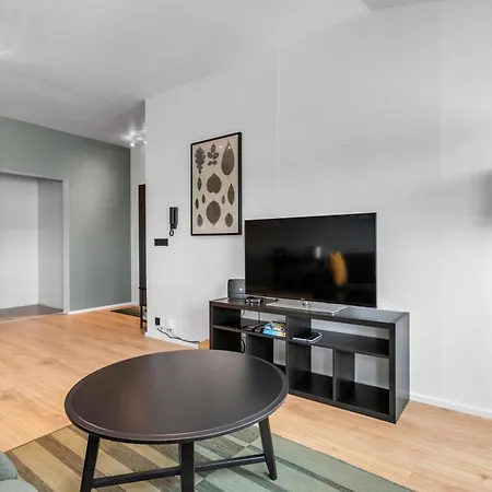 Modern 1br Flat In