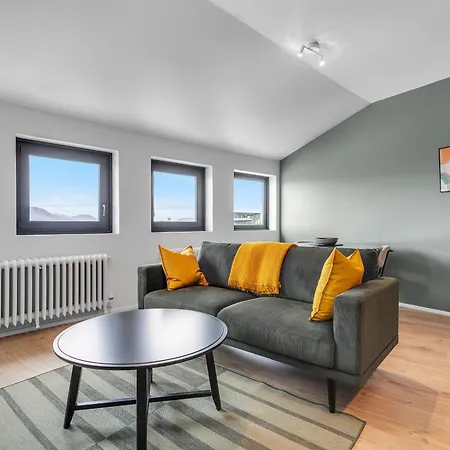 Modern 1br Flat In Apartment *